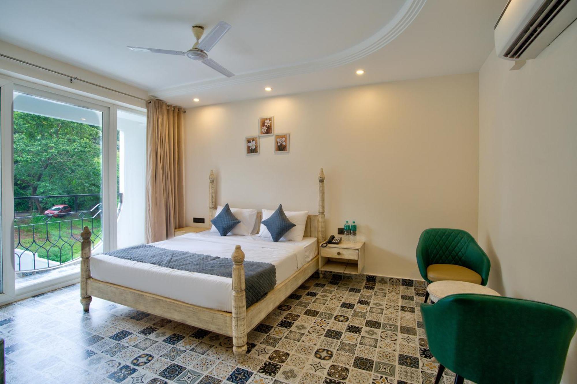 فندق Goa Courtyard By The Porto Arpora باغا المظهر الخارجي الصورة